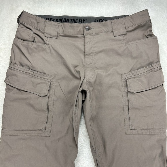 Duluth Trading Cargo Pants Mens 44x30 Beige Flex Dry On The Fly Performance - Picture 2 of 16